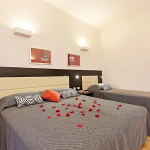 Pensión Domus, Roma